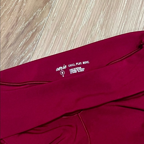 Aerie Chill Play Move yoga pant | Size: Medium | Colour: Red | Never worn - Picture 4 of 4